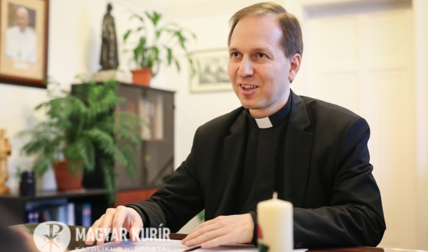 Mohos Gábor püspök látogatása közösségünkben